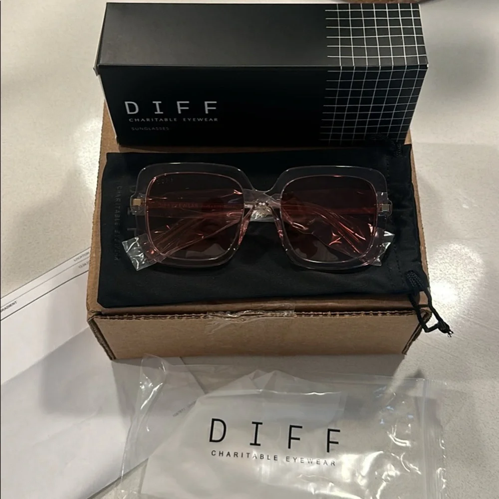 DIFF Sunglasses